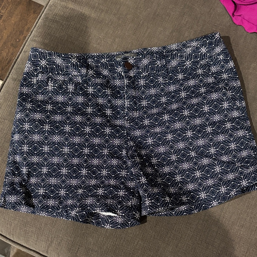 Market & Spruce Navy and White Patterned Women's Shorts